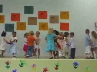 Remise des prix de l'école maternelle