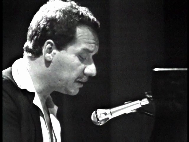 Paolo Conte "Onda su onda"