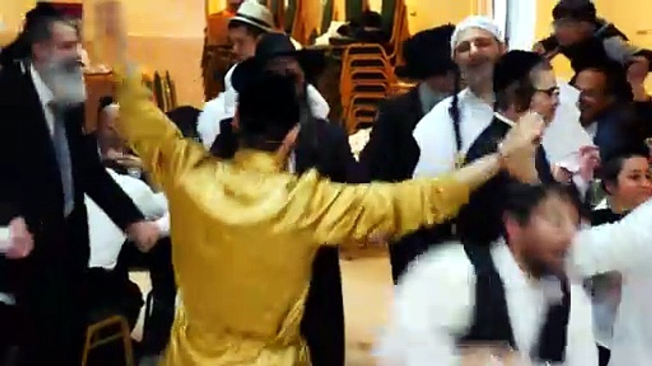 מסיבת פורים תש"פ עם כבוד הרה"ג יצחק חלימי שליט"א. מרכז תורני "אור-יצחק" רחובות ת"ו.
