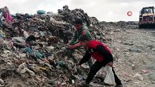 Çocukların çöp yığınları arasında yaşam mücadelesi yürekleri yaktı