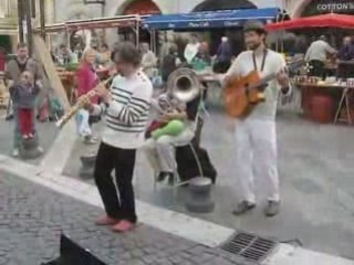 La fanfare à six pattes