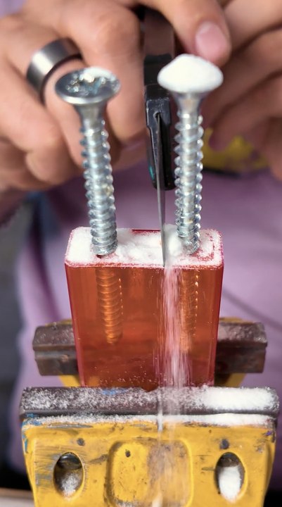 Revive Your Leather: Car Crack Repair & DIY Soda Lighter Hacks