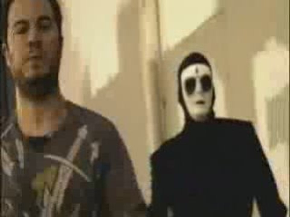 A Static Lullaby - The Art of Sharing Lovers