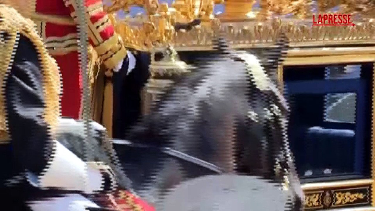 Gran Bretagna, Re Carlo III arriva al Parlamento per il King's Speech