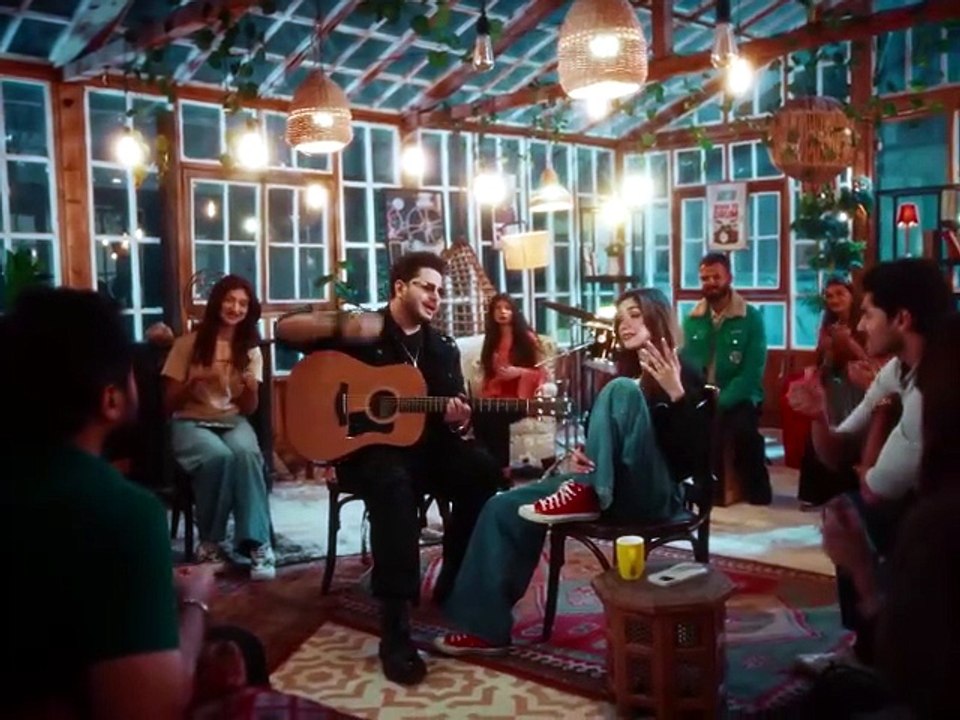 DUNYA BHULA KE - Raafay Israr x Aima Baig (Official Music Video)