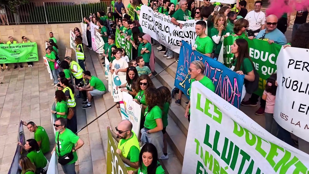 Manifestació comarcal per l'ensenyament públic a Dénia (II)