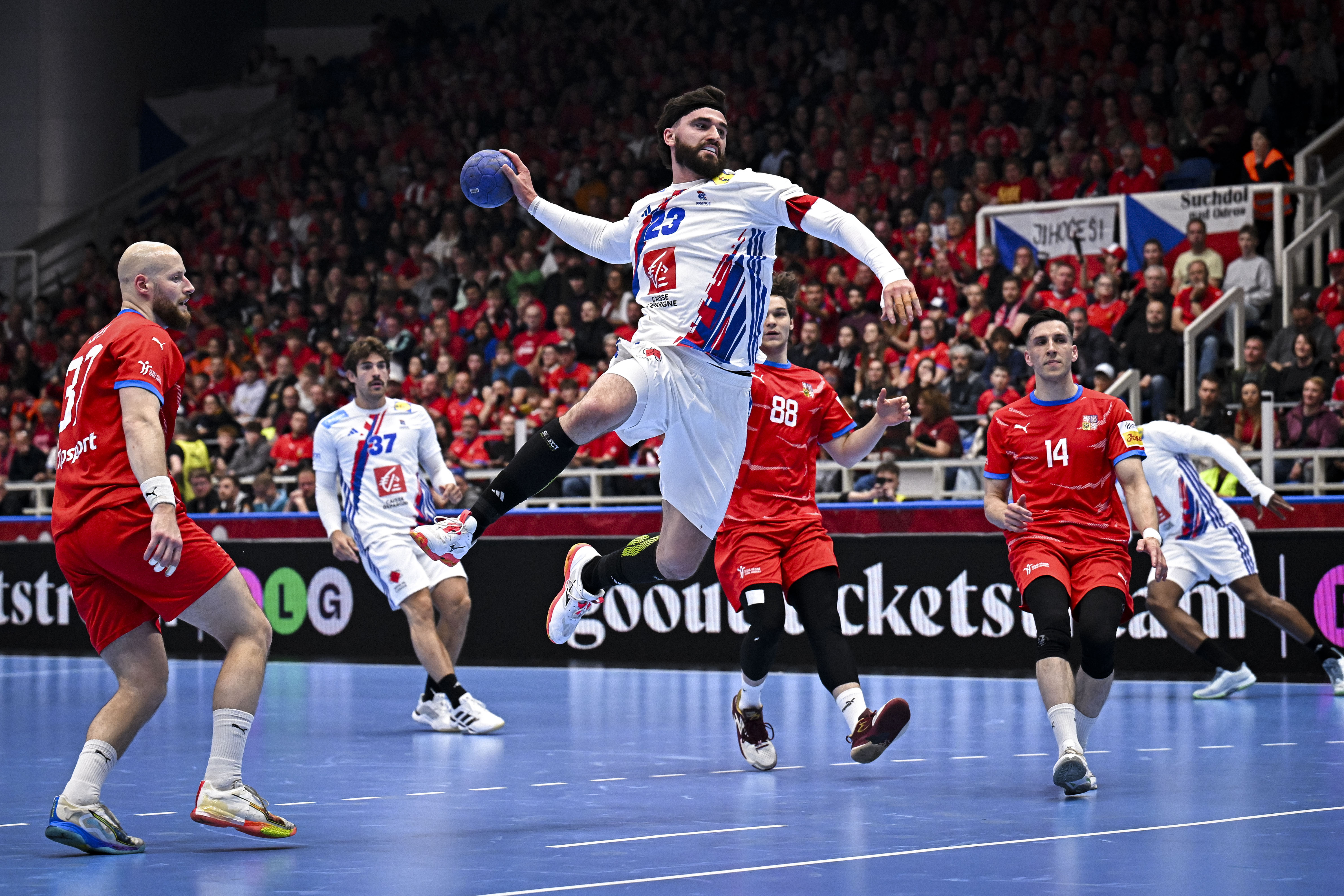 Hand - Barrage Mondial 2027 : Les Bleus déroulent en République Tchèque