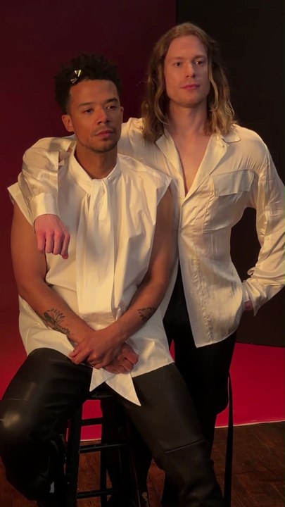 The Vampire Lestat Cast Behind-the-Scenes Photo Shoot Video - Sam Reid, Jacob Anderson, Eric Bogosian, Jennifer Ehle