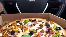 DEEP PANdemic 😍🏻By @broadwaypizzaa 1. Deep Pan Pizza- Thick, Cheesy, Creamy with Crispy Side