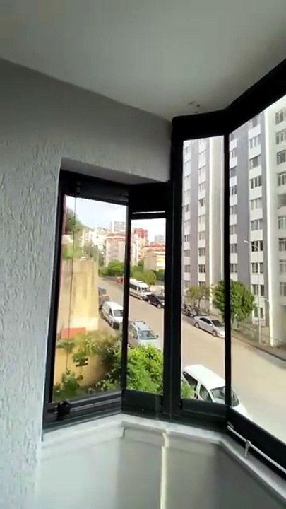 Tepe Cam Balkon Sistemleri . Gemlik