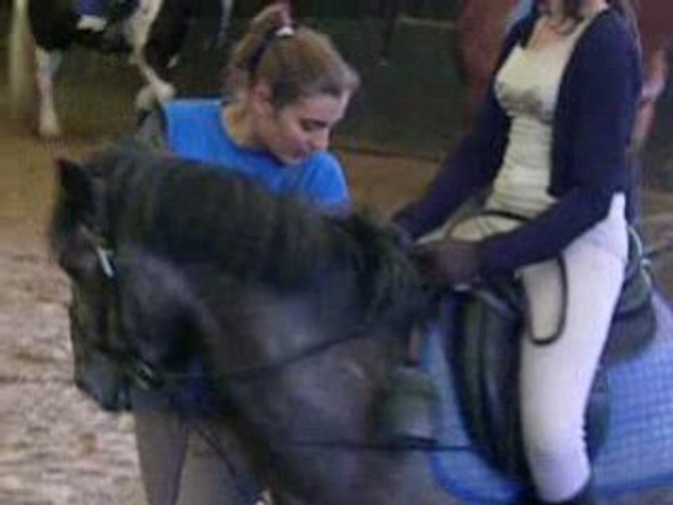 salome fait du cheval