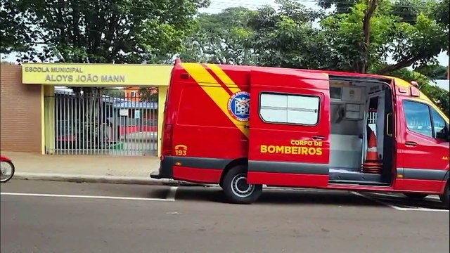 Menino de cinco anos é socorrido após quebrar o braço em escola de Cascavel