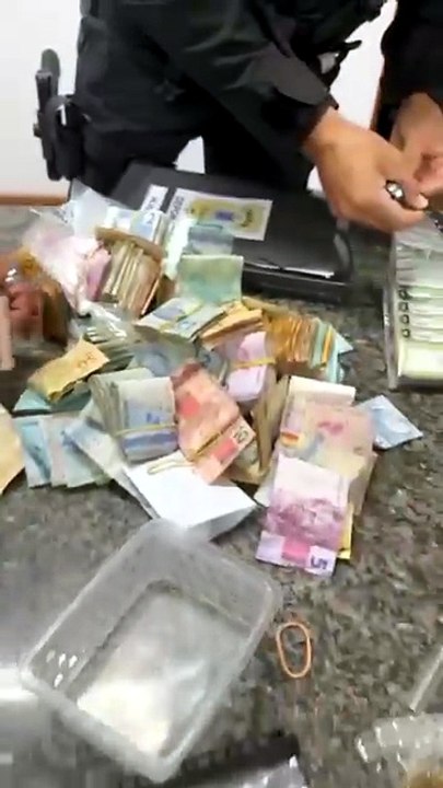 Sete suspeitos de roubar joias de turistas e atletas na orla de Salvador são presos
