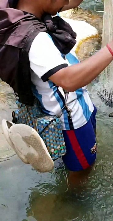 cast net fishing in Nepal |