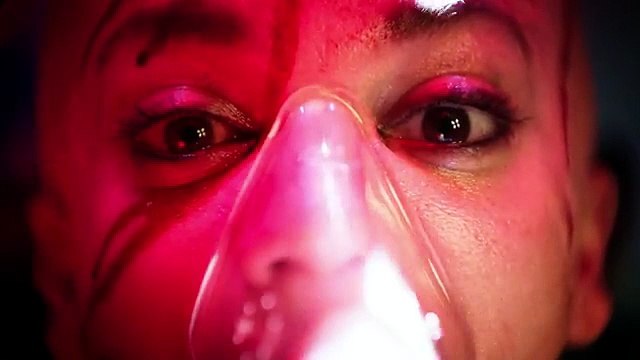 Twisted Bande-annonce (EN)