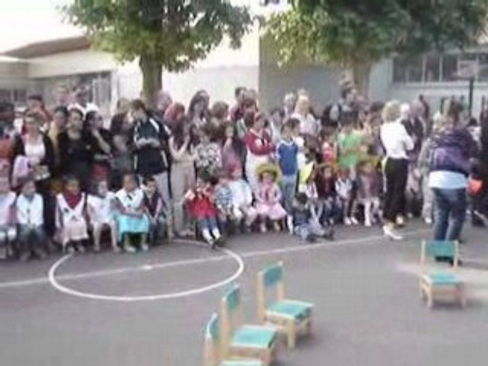 Kermesse de l'école Gutenberg - Avant le spectacle