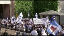 I nazionalisti israeliani celebrano la Giornata di Gerusalemme