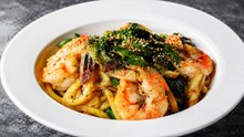 How Do You Make Spicy Shrimp Yaki Udon?