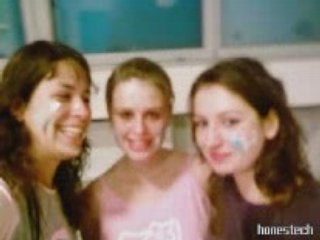 6 Nanas!!! TRUC OF CRAZYY