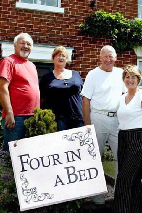 Four in a Bed - Season 31 - Episode 16: Hoopers Sandy Beach Guest Rooms (1) Eng Sub