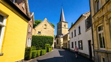 Valkenburg Netherlands Historic Streets and Castle Views 4K 60fps