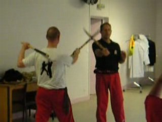 arnis au Mée