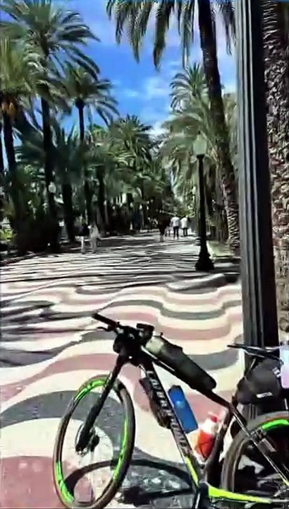 El dianense Manuel Osuna recorre más de 3.000 km en bicicleta