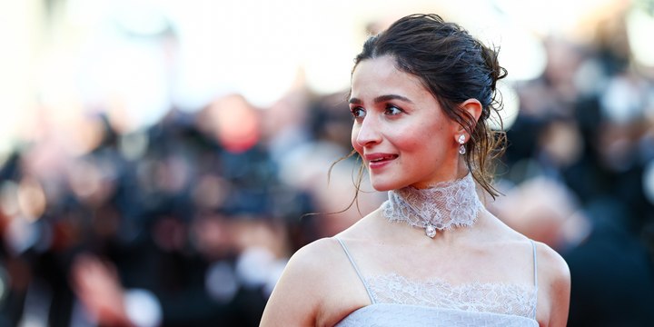 Les femmes m’inspirent, devant ou derrière la caméra : rencontre avec Alia Bhatt, sensation du Festival de Cannes 2026