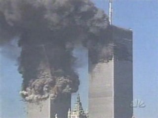 Le basculement du WTC 2 côté est