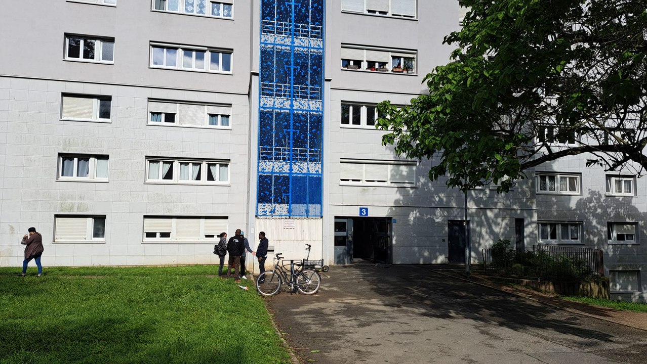 Un jeune homme de 17 ans, qui était aux côtés de l'adolescent de 15 ans tué par balle à Nantes, témoigne
