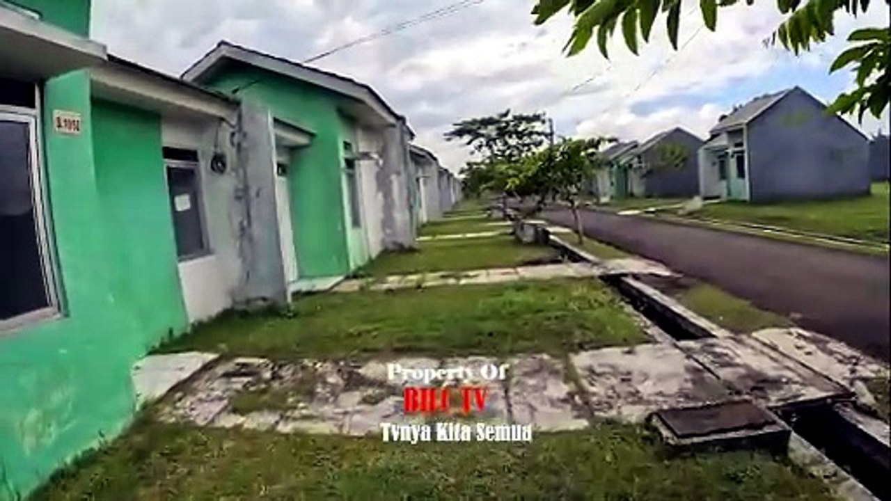When I was walking through this housing area I came across a snake that I almost stepped on