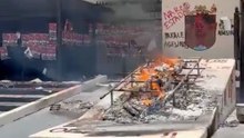 Normalistas protestas con quemas y disturbios en Chiapas | VIDEO