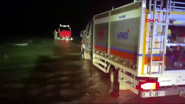 Botla açıldıkları gölde kabusu yaşadılar! Ekipler seferber oldu