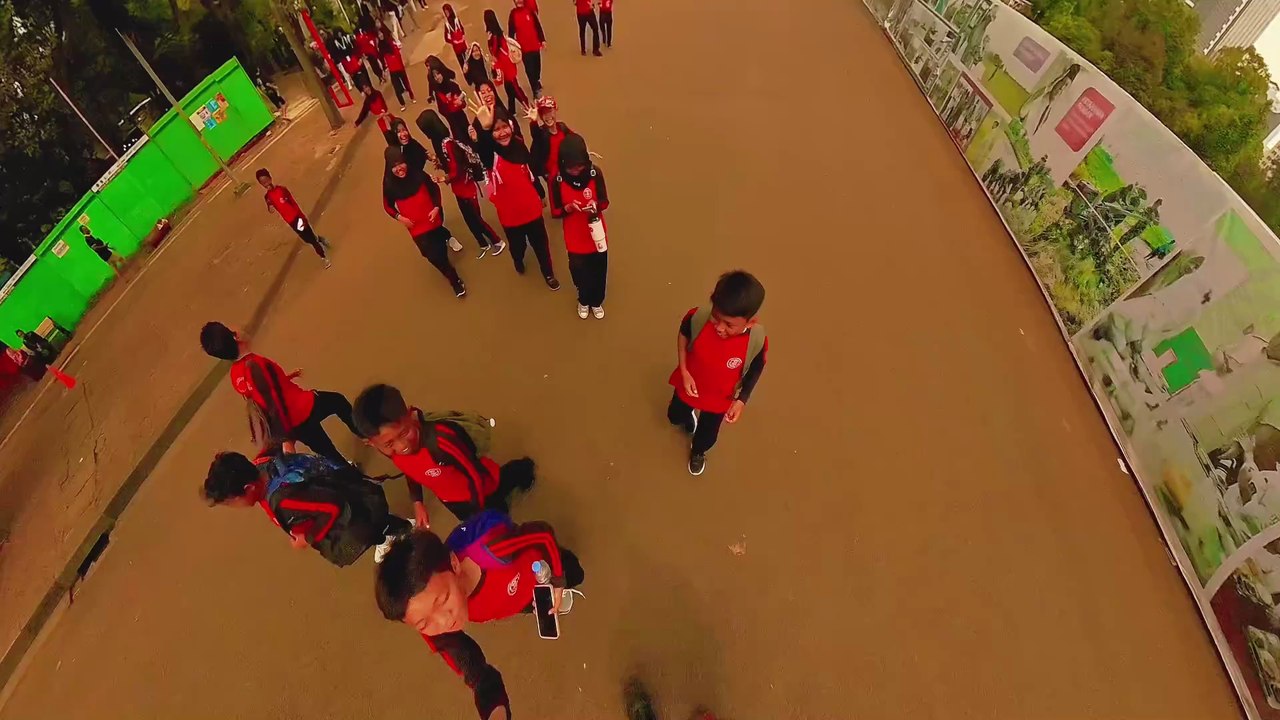Indonesian Students Saw My Camera... Then THIS Happened! 4K Jakarta Travel