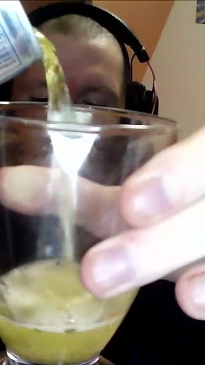 🔥 Poprvé piju Gever… a tohle jsem nečekal! 😳