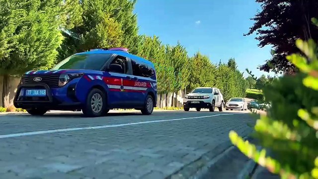 Yalova Merkezli Göçmen Kaçakçılığı Operasyonu