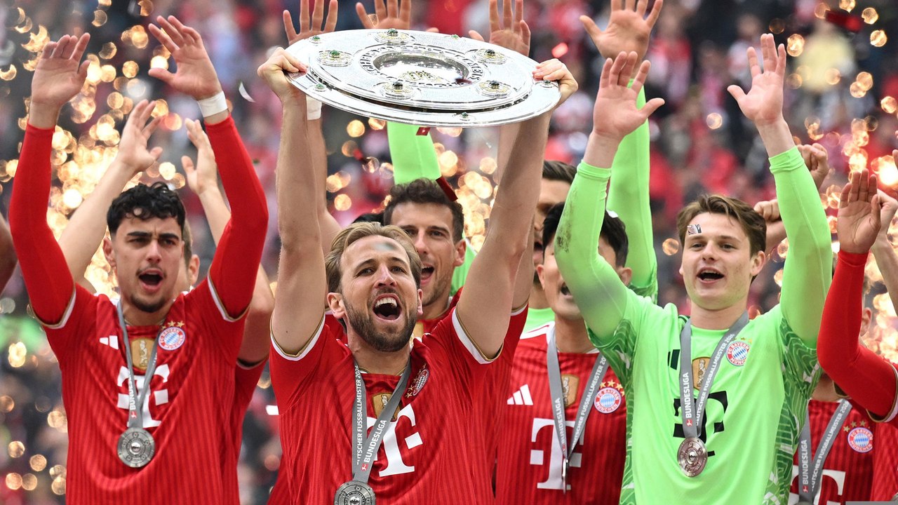 Bayern Munich v FC Koln