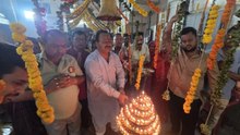 सुबह यज्ञ, शाम को 108 दीपों की महाआरती, रात्री में भजन संध्या में झूमे भक्त