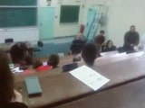 Chanson paillarde (Madeleine) en amphi