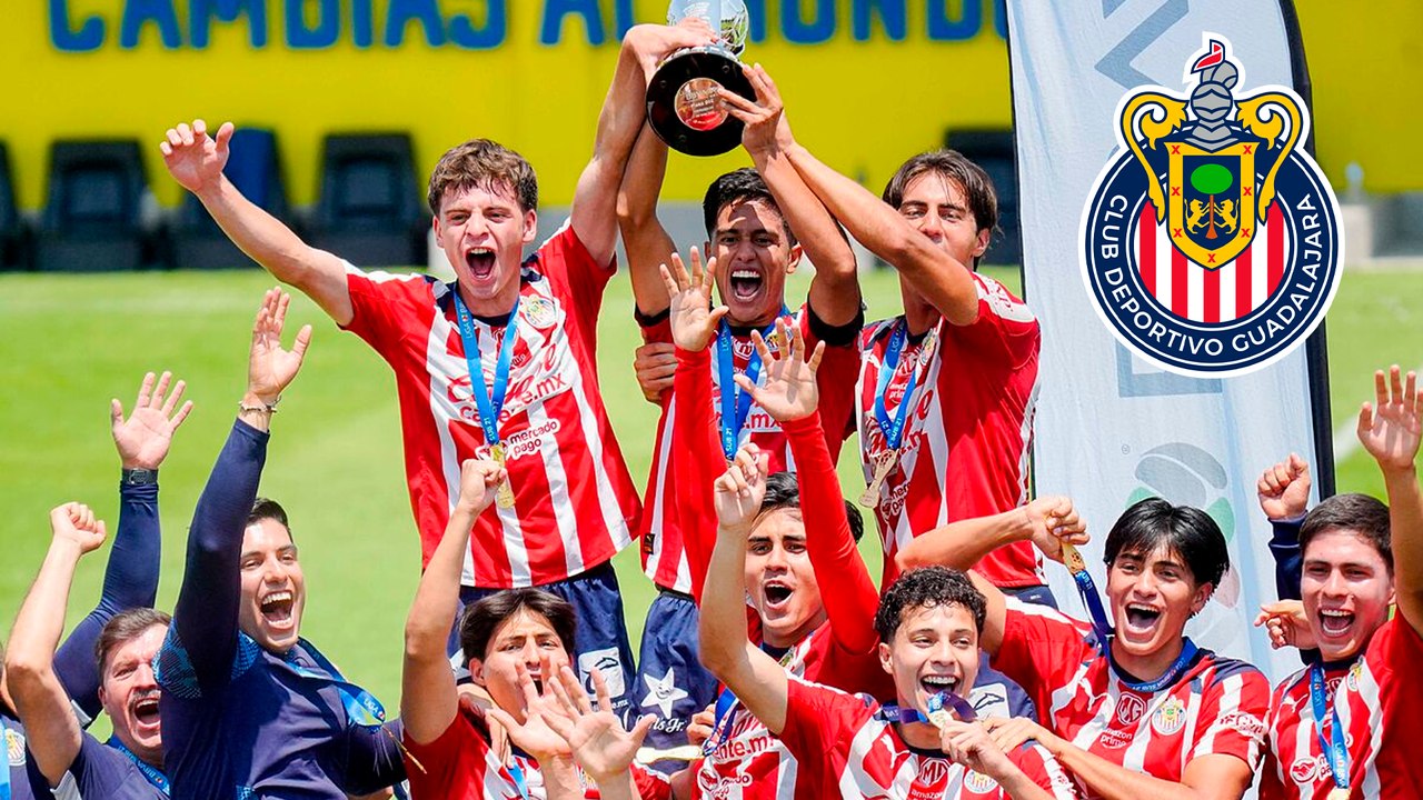 Chivas humilla al América y es campeón Sub-21 de Liga MX, así les festejaron en Coapa