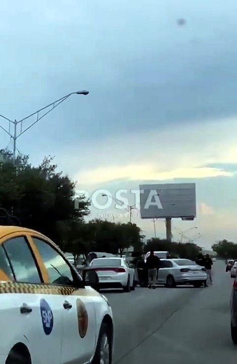 Persecución por presunto robo de reloj termina con un detenido en Santa Catarina