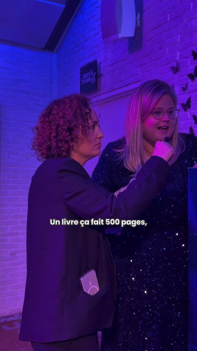 Découvrez le ressenti des autrices, Emma Green, face à l'adaptation à l'écran de leur premier roman.📚💕« Toi + Moi » bientôt sur Prime Vidéo.