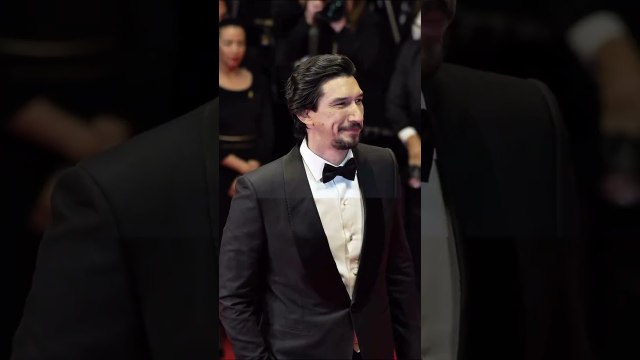 ✨ Adam Driver sur le tapis rouge du Festival de Cannes pour la montée des marches du film Paper