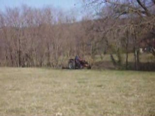 Renault super 6d avec un gyrobroyeur