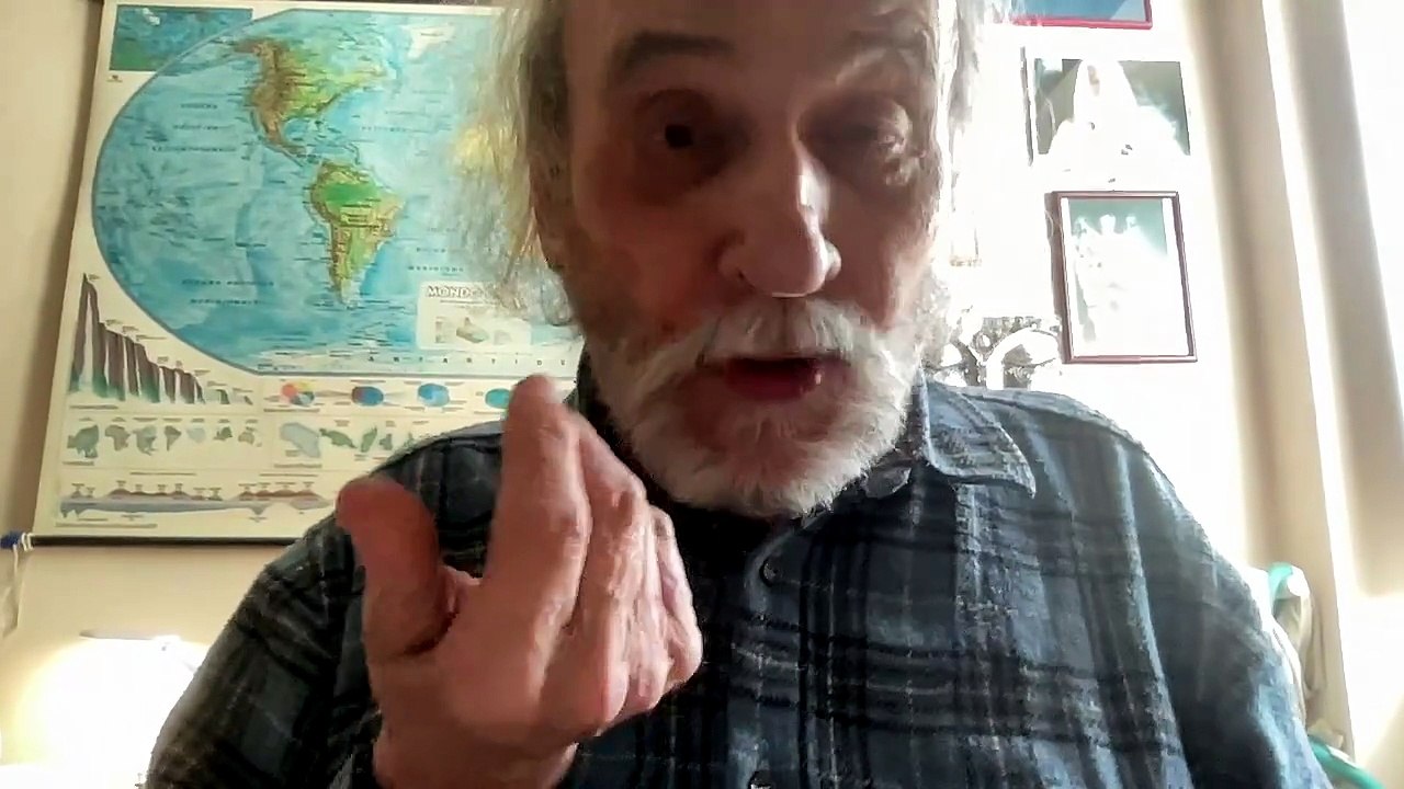 PERCHE' CLAUDIA CONTE SI E' SBOTTONATA ?