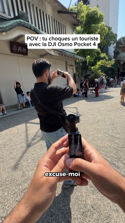 Je choque un touriste avec la plus petite caméra