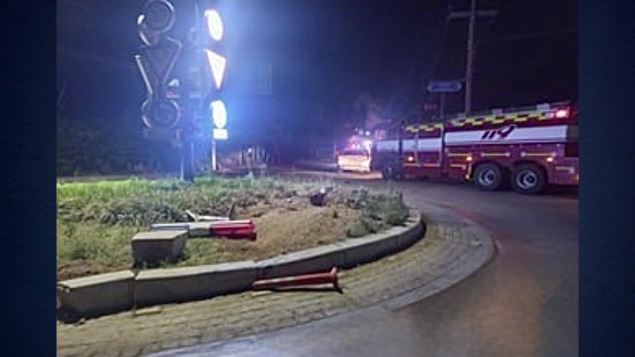 용인 회전교차로서 승용차 화재...방글라데시 운전자 숨져 / YTN