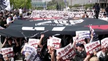 South Korea to pursue all options to avoid Samsung strike