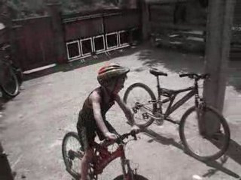 Kris en vélo