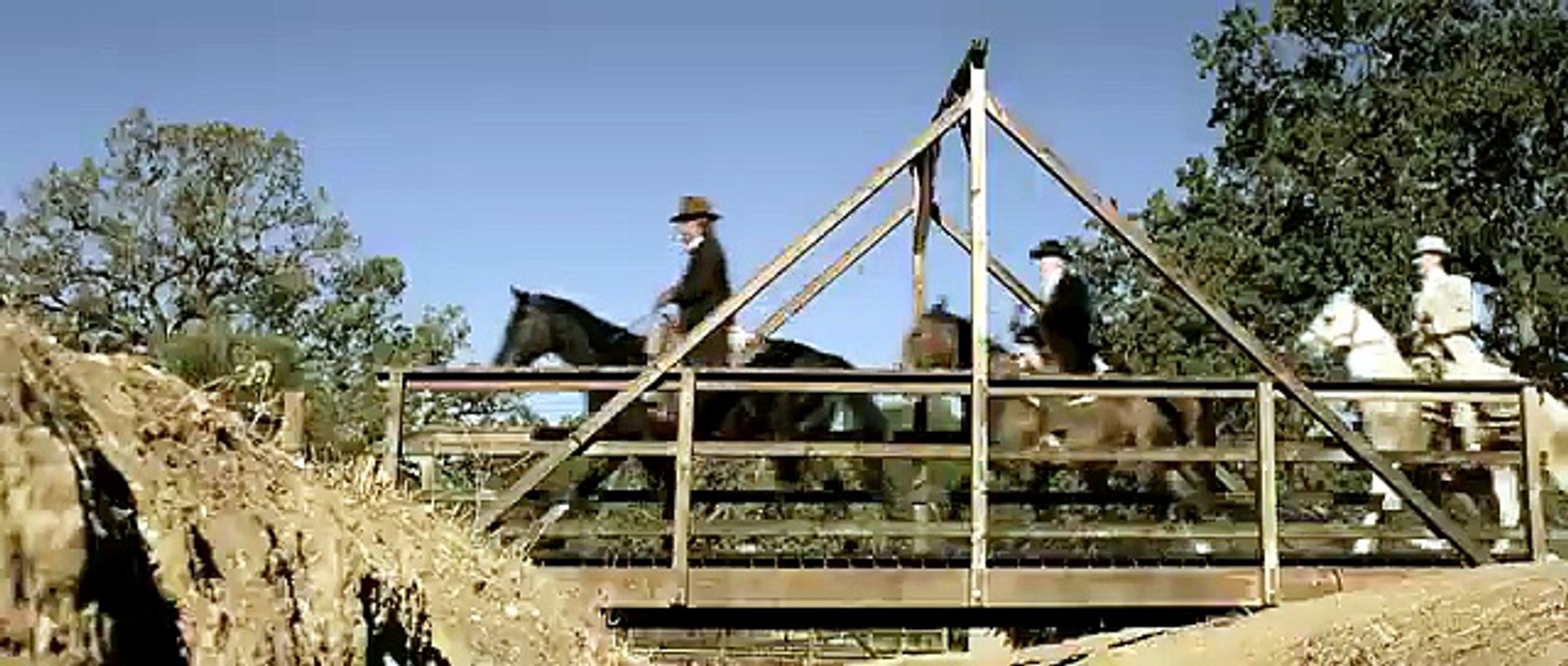 Bone Tomahawk Bande-annonce (EN)